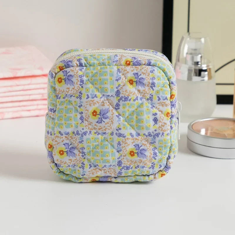 ✨ Your Perfect Period Pouch! ✨